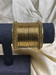 Stylish Gold Metal Bangles
